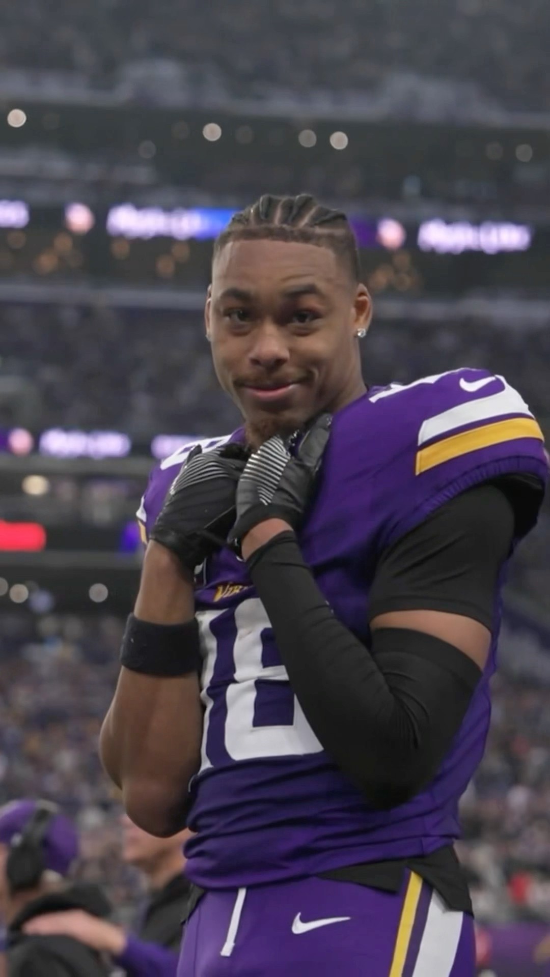 POV: Justin Jefferson finds you in the crowd ?